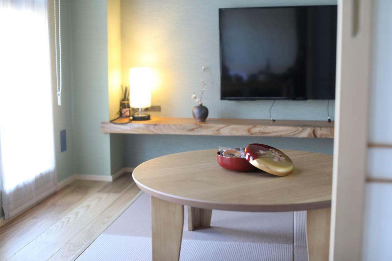 Two-Bedroom Apartment,790548762:JPEG
